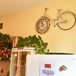 La Bicicletta Oda ve Kahvaltı Ferrara